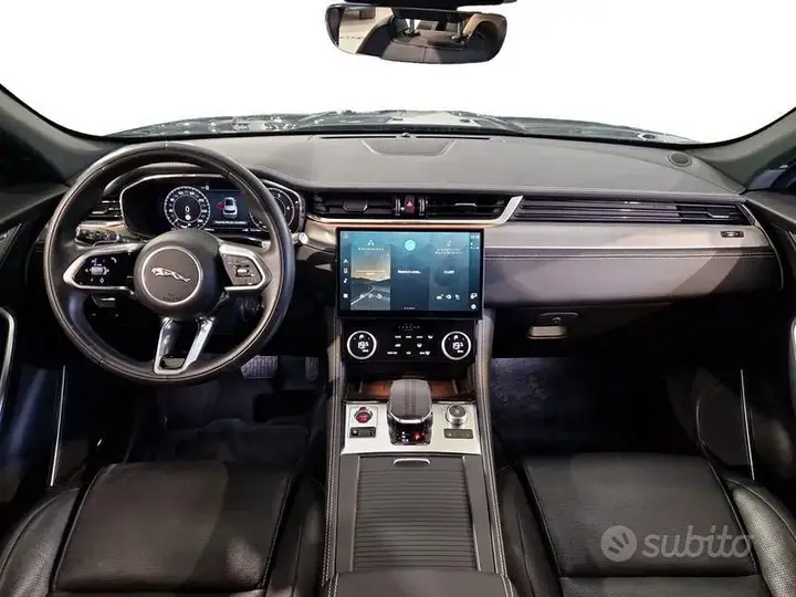 Jaguar F-Pace 2024 photo 4