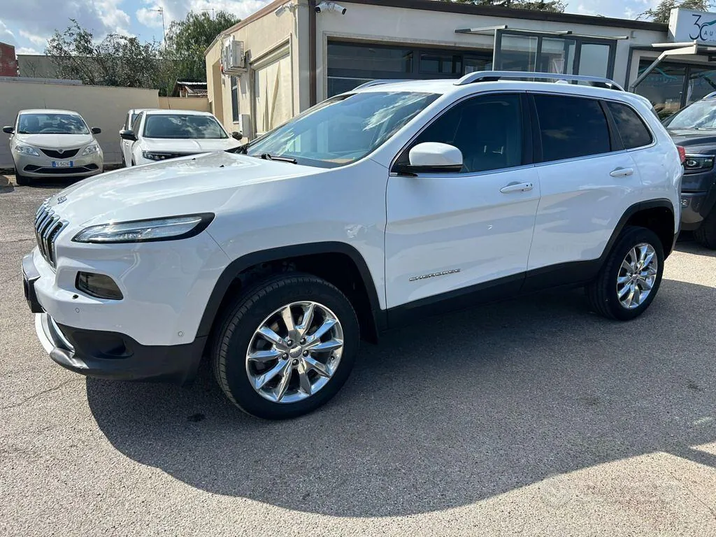 Jeep Cherokee 2015 photo 3