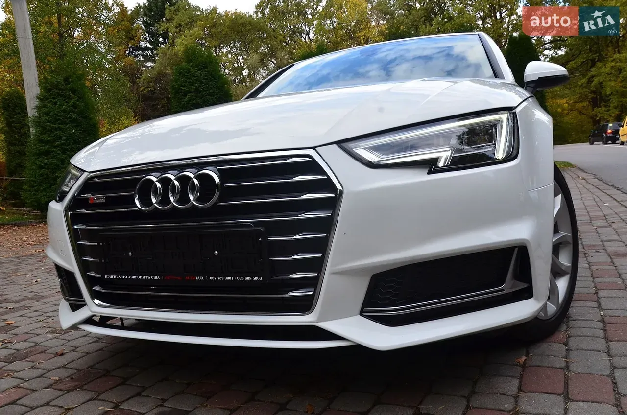 Audi A4 2019 photo 2