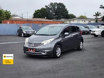 Nissan Note 2014 photo 4