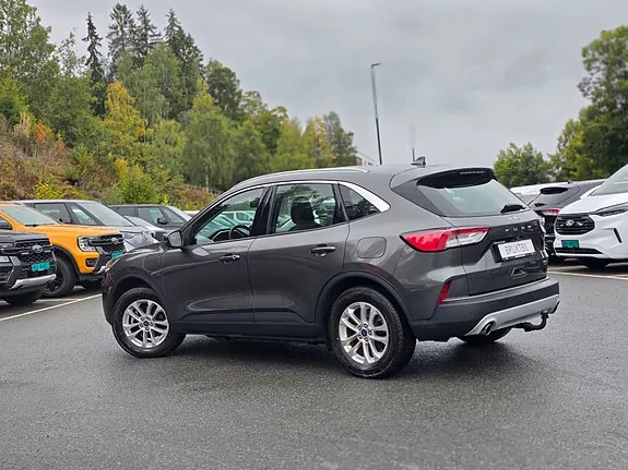 Ford Kuga 2022 photo 2