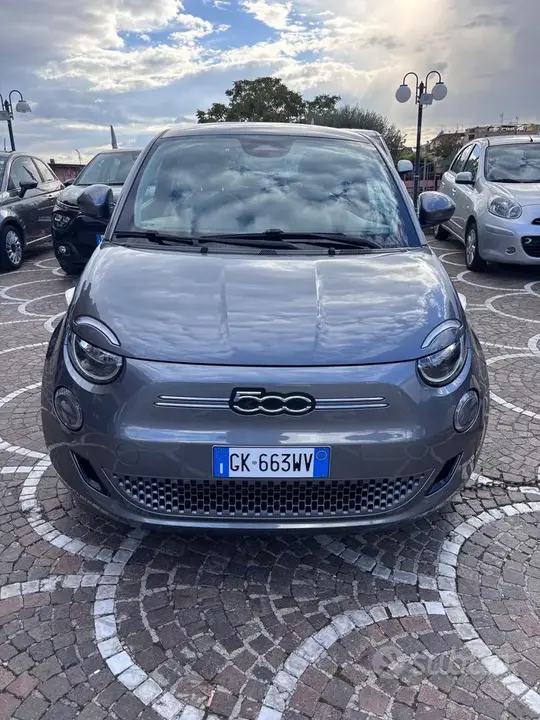 Fiat 500E