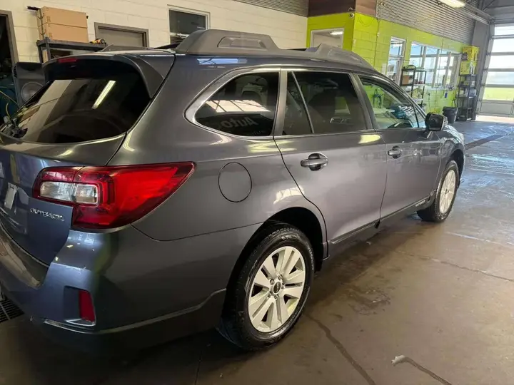 Subaru Outback 2015 photo 4