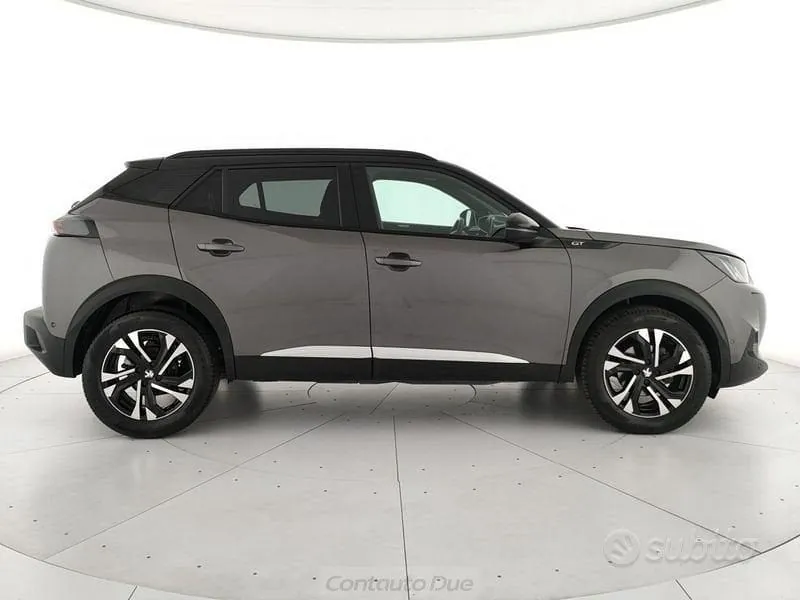 Peugeot 2008 2021 photo 4