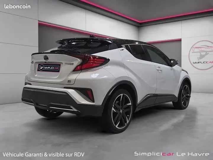 Toyota C-Hr 2023 photo 3