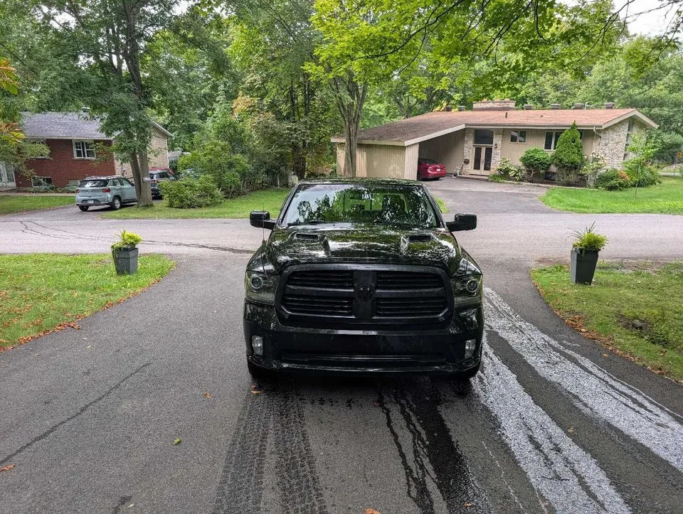 Dodge Ram 1500 2013 photo 4