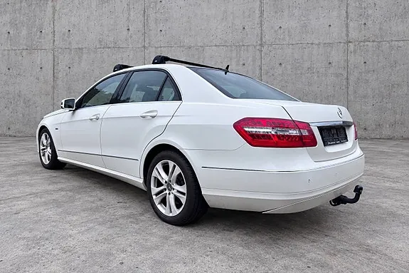 Mercedes-Benz E220 2010 photo 5