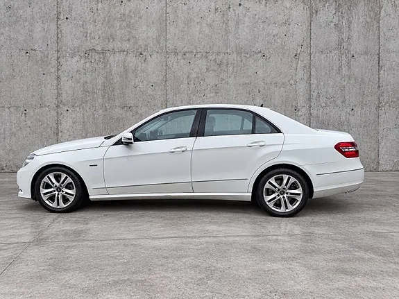 Mercedes-Benz E220 2010 photo 3