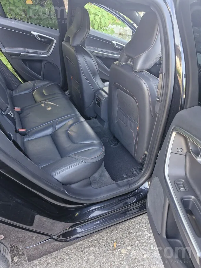 Volvo V60 2014 photo 4