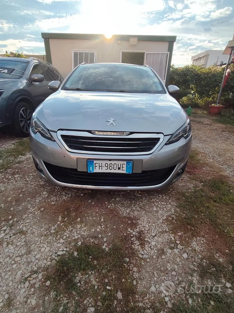 Peugeot 308 2017 photo 2