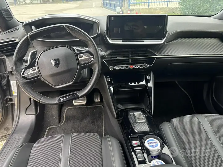 Peugeot 2008 2023 photo 4