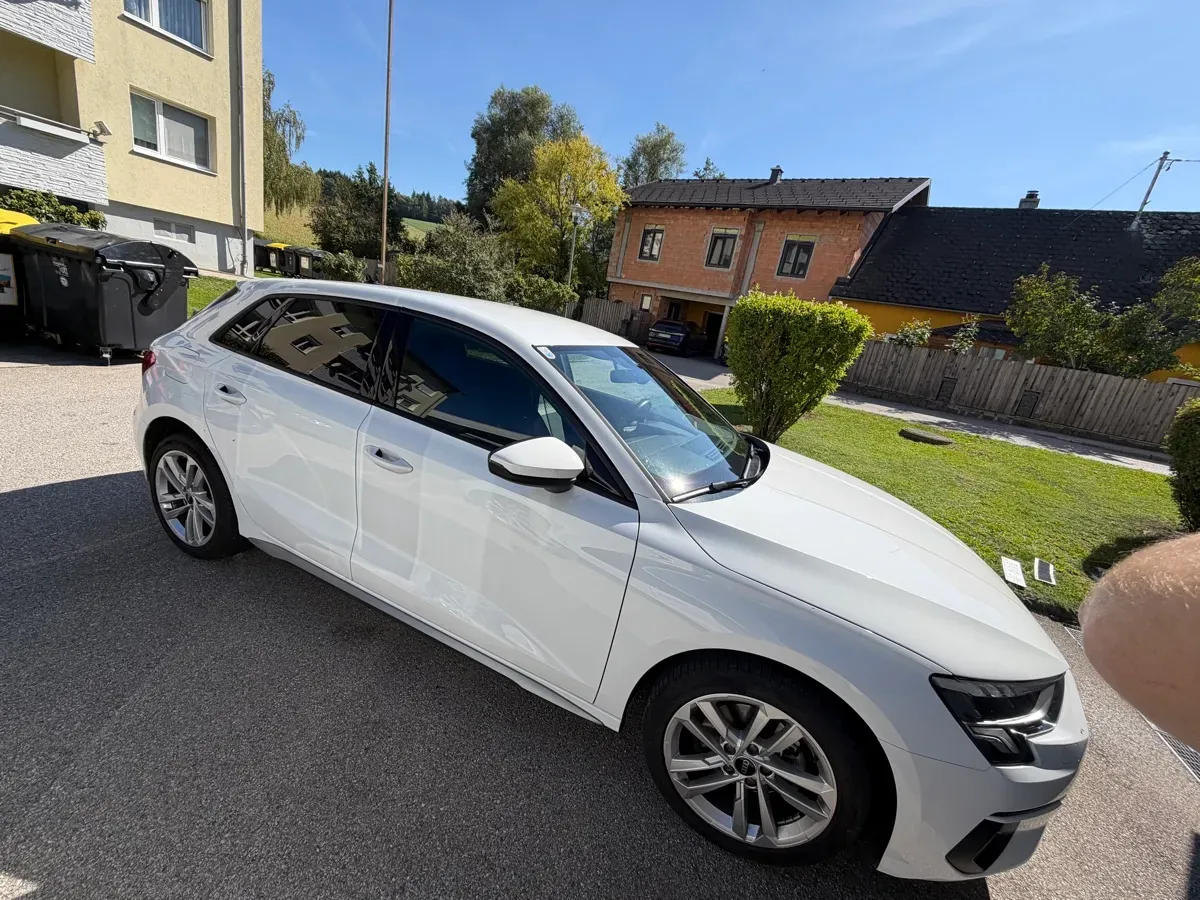 Audi A3 2022 photo 2