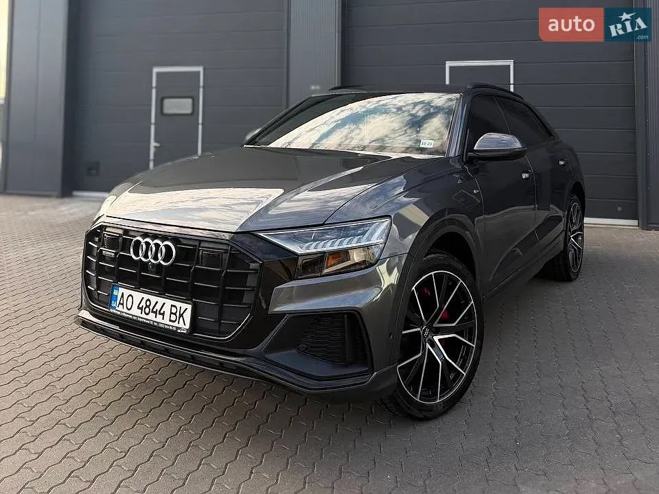 Audi Q8