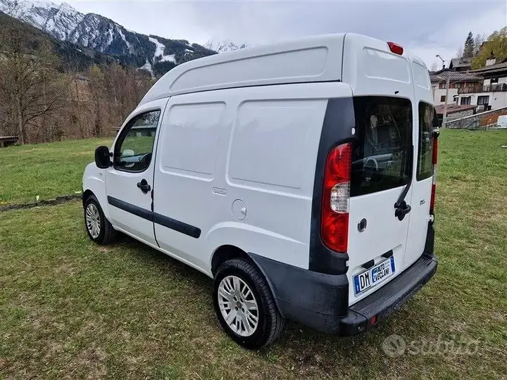 Fiat Doblo 2008 photo 4