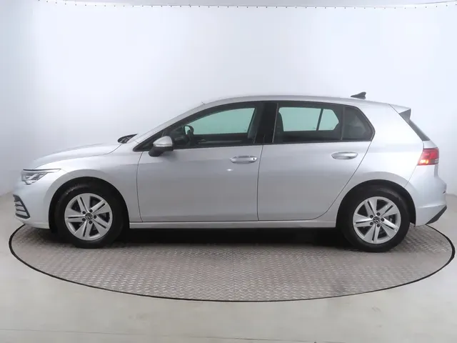 Volkswagen Golf 2020 photo 2