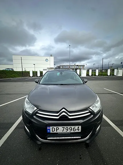 Citroen C4 2015 photo 4