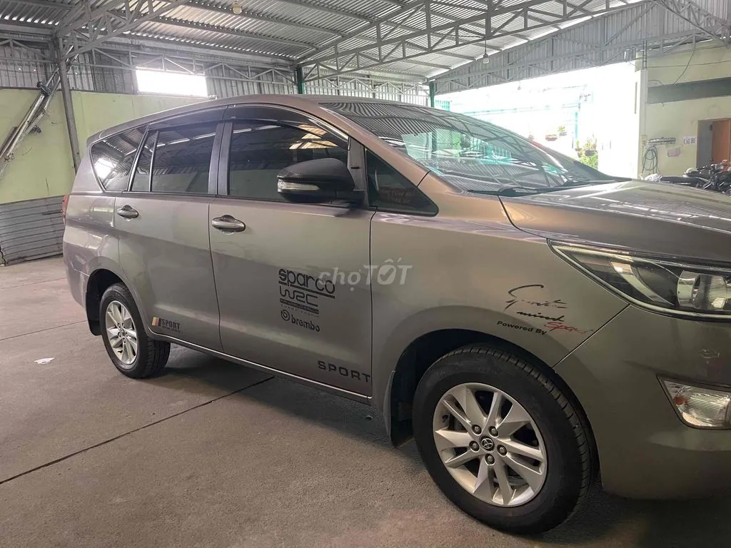 Toyota Innova 2016 photo 3