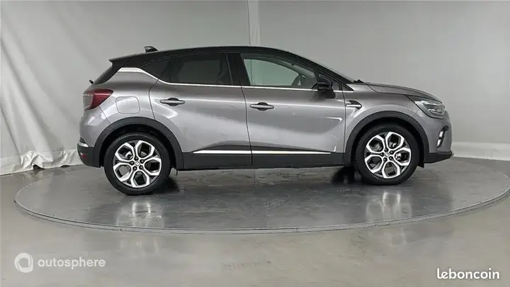 Renault Captur 2024 photo 4