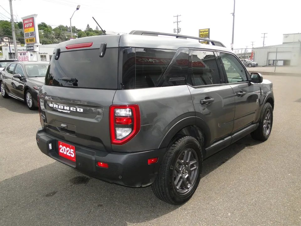 Ford Bronco Sport 2025 photo 2