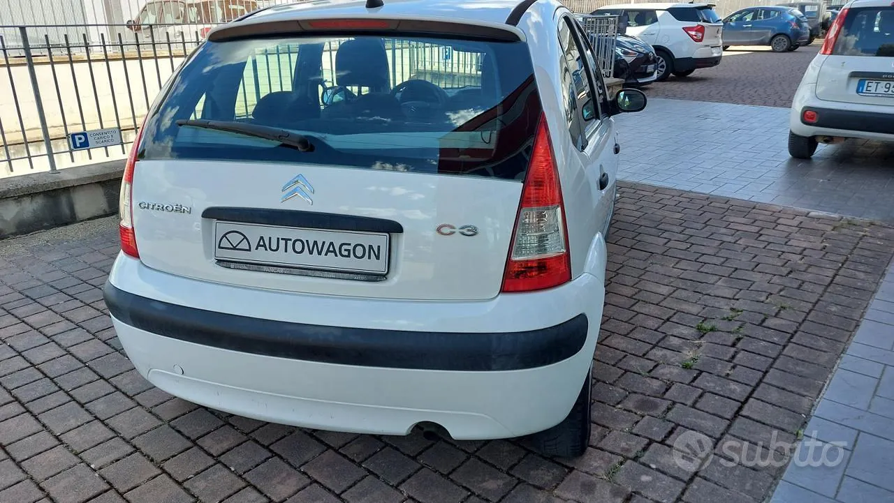Citroen C3 2008 photo 3