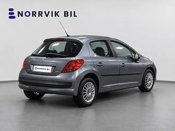 Peugeot 207 2008 photo 5
