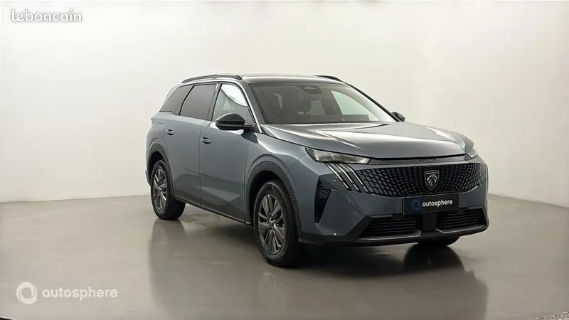 Peugeot 5008 2025 photo 3