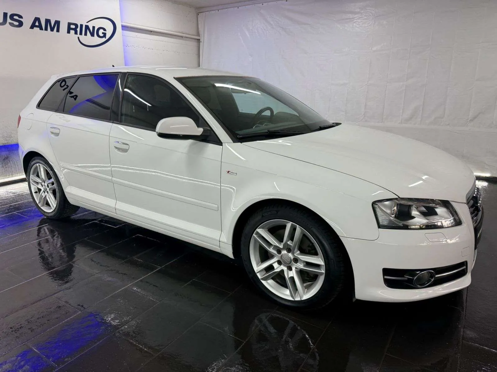 Audi A3 Sportback 2011 photo 5