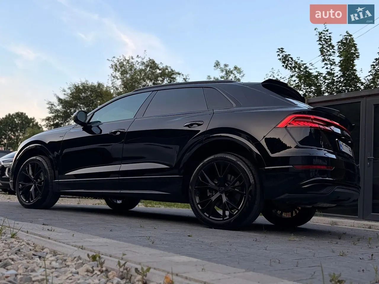 Audi Q8 2021 photo 4