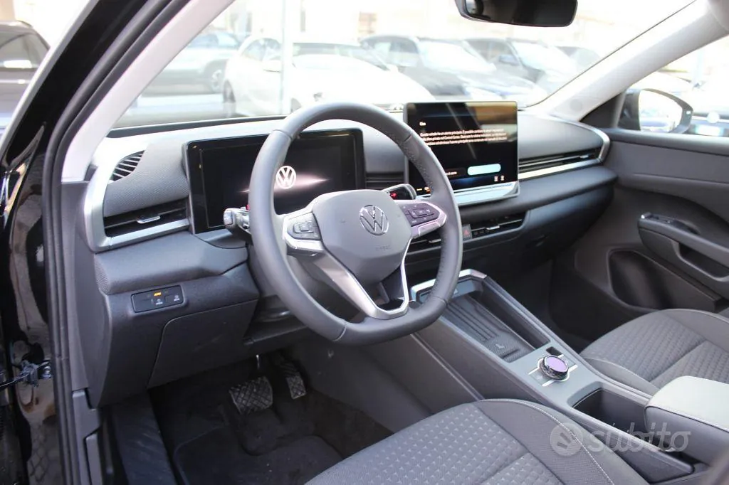 Volkswagen T-Roc 2026 photo 3