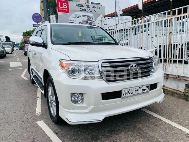Toyota Land Cruiser 2011 photo 5