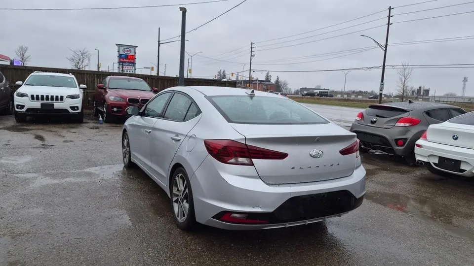Hyundai Elantra 2019 photo 3