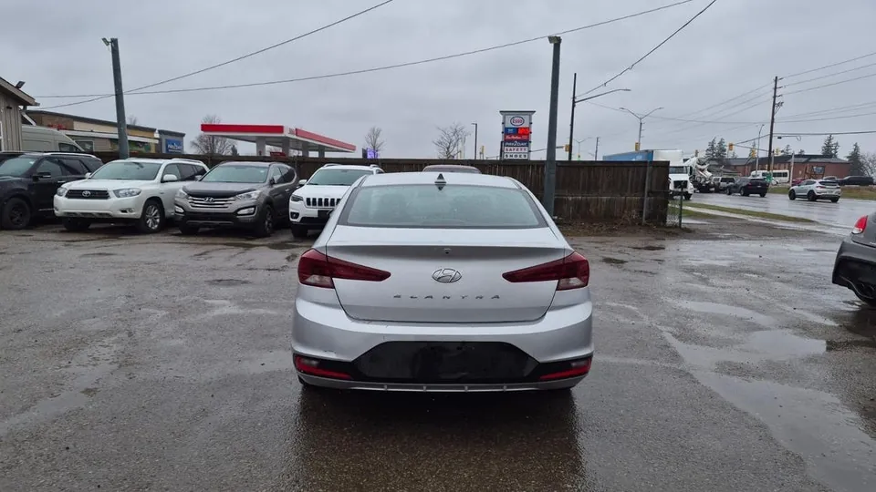 Hyundai Elantra 2019 photo 4