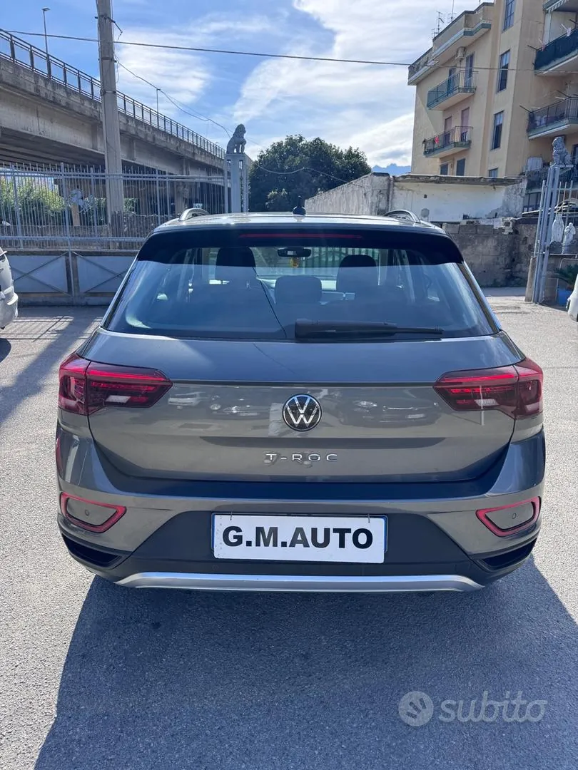 Volkswagen T-Roc 2023 photo 3