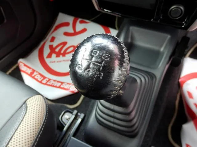 Suzuki Jimny 2015 photo 5