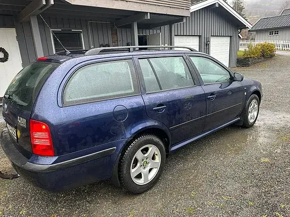 Skoda Octavia 2003 photo 5