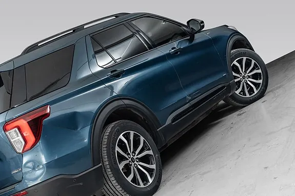 Ford Explorer 2020 photo 4