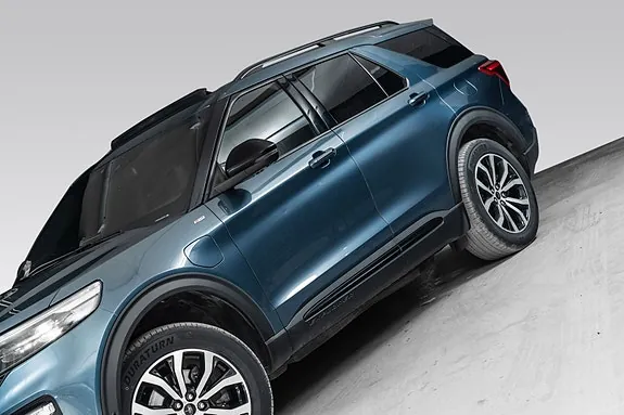 Ford Explorer 2020 photo 3