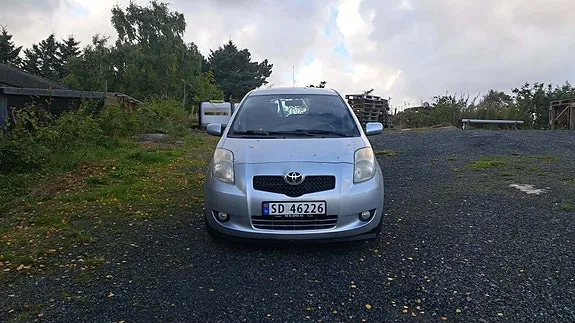 Toyota Yaris 2009 photo 5