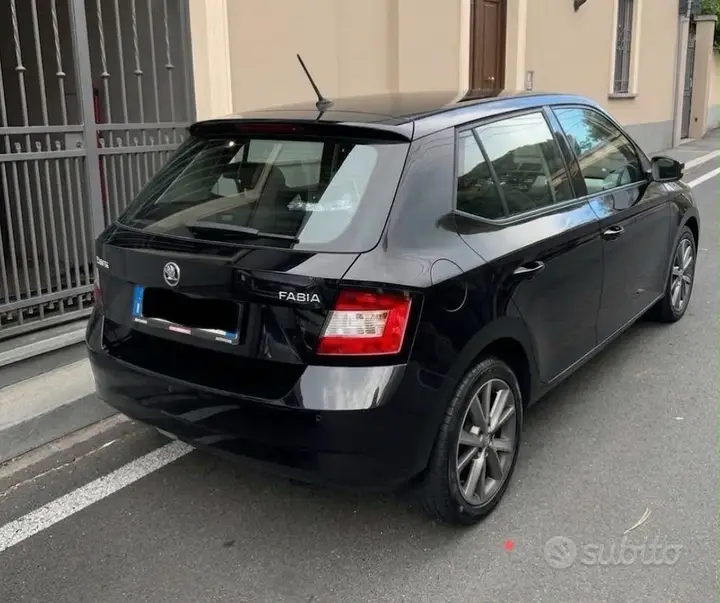 Skoda Fabia 2018 photo 3