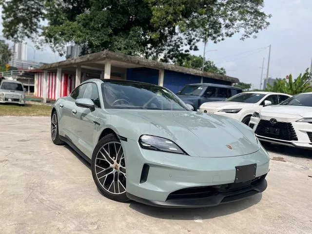 Porsche Taycan