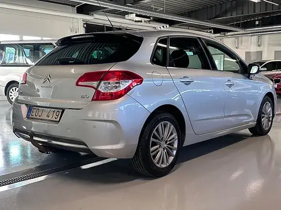 Citroen C4 2011 photo 4