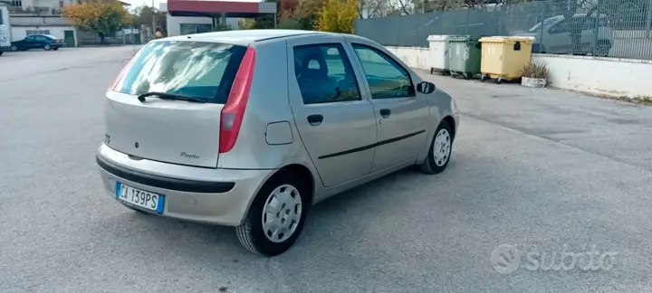 Fiat Punto 2002 photo 5