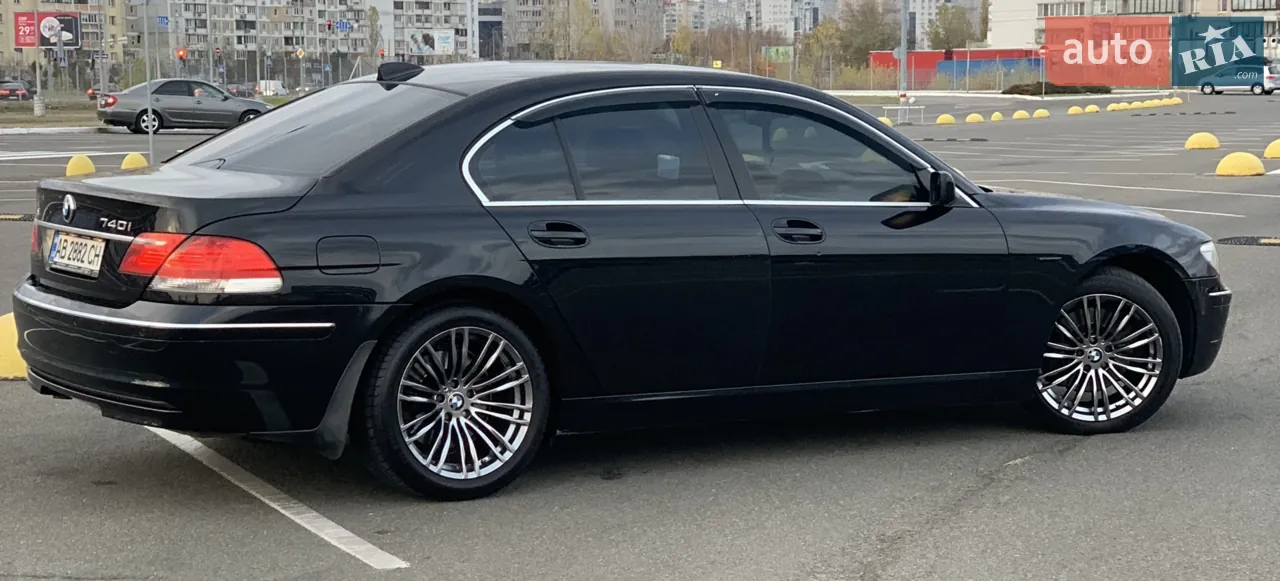 BMW 7 Series 2006 photo 4