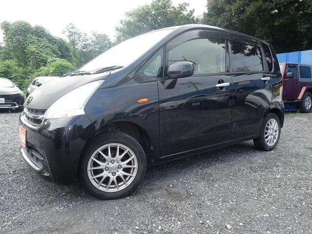 Daihatsu Molve