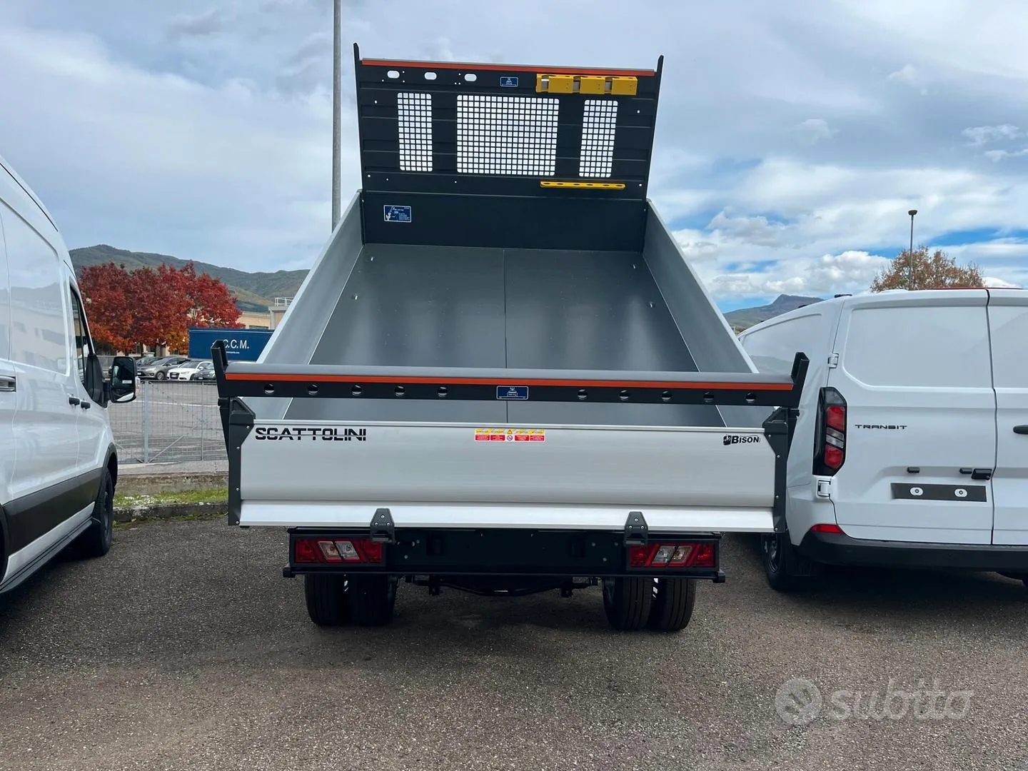 Ford Transit 2023 photo 3