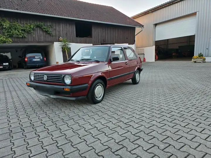 Volkswagen Golf 2