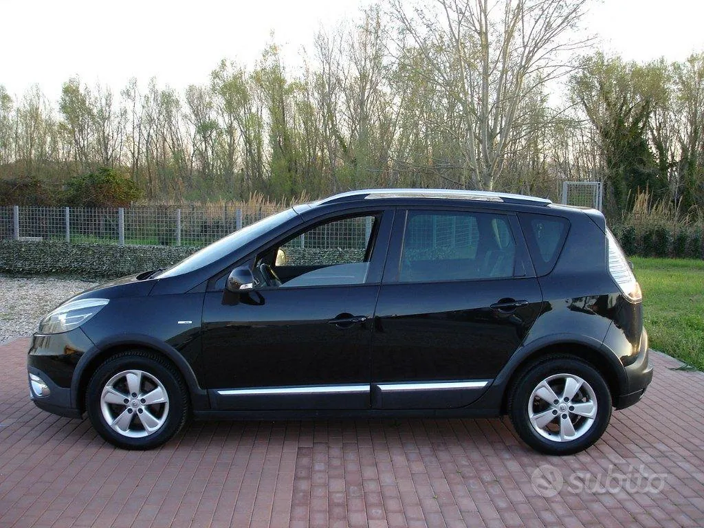 Renault Scenic 2013 photo 3