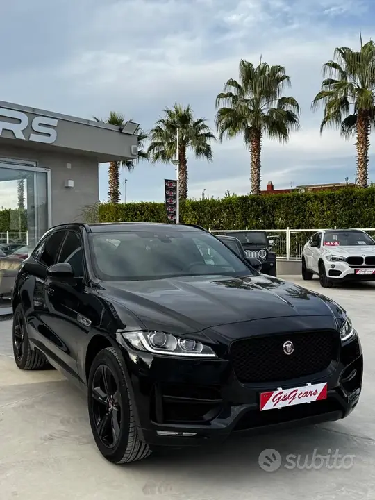 Jaguar F-Pace 2019 photo 3