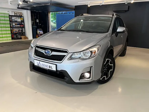 Subaru Xv 2017 photo 2