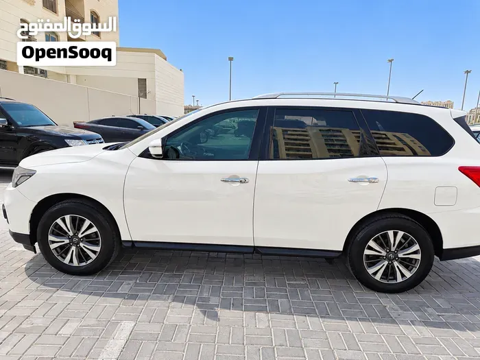 Nissan Pathfinder 2018 photo 3